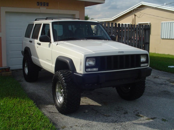 2001 Jeep Cherokee Lifted. I can keep the Jeep for