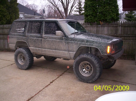Jeep Cherokee Lifted 4.5. Heres mine with 33s and 4.5.