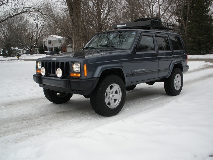 2001 Jeep Cherokee Sport 2-Door for sale on BaT Auctions 