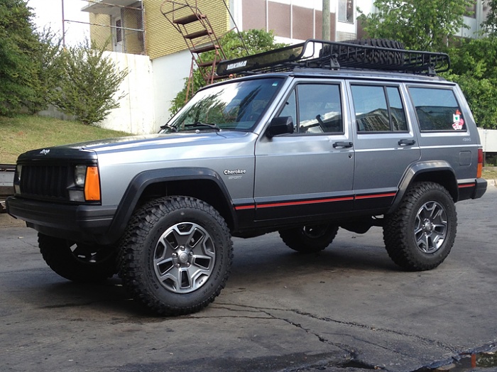 What tires will fit my jeep cherokee