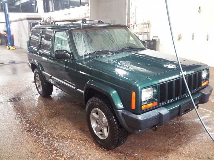 What is the up country package jeep cherokee