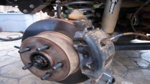 Jeep Cherokee XJ 1984-1996: How to Replace Brake Fluid