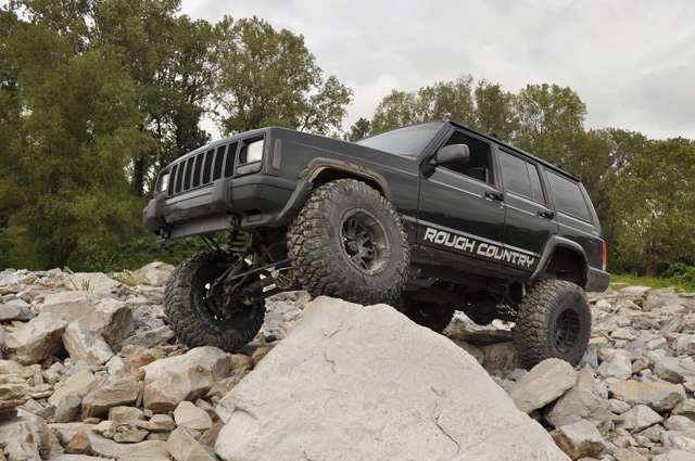 3&quot; XJ Cherokee Lift Kits @ ROCKRIDGE 4WD-jeep_perf672-trucka.jpg