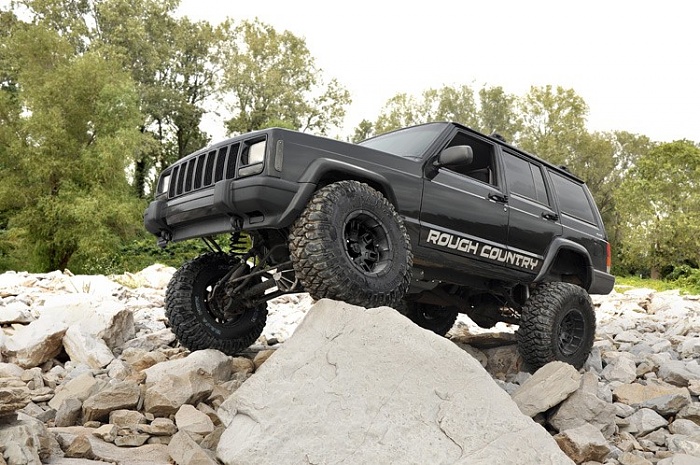 Rough country 4-6&quot; Long Arm Upgrade!-jeep-lift-kit_perf672-installed-1.jpg