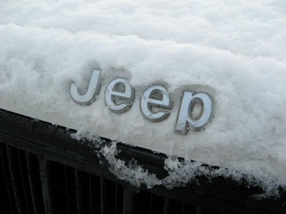 Name:  JeepLogowithmeltedsnowaroundit.jpg
Views: 714
Size:  71.1 KB