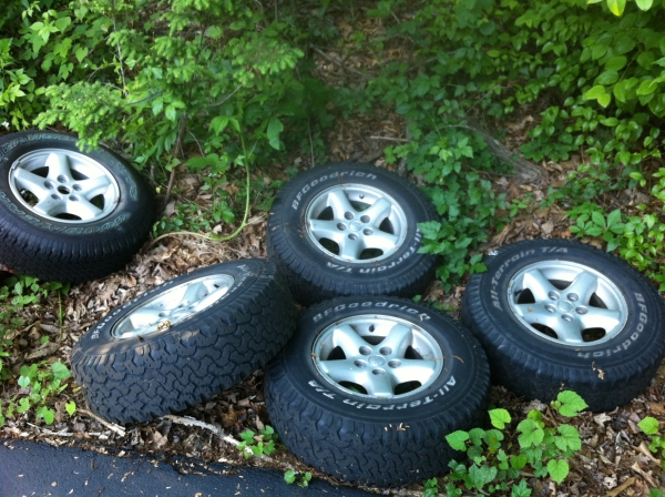 5 ecco wheels with worn tires-4sale1jpeg.jpg