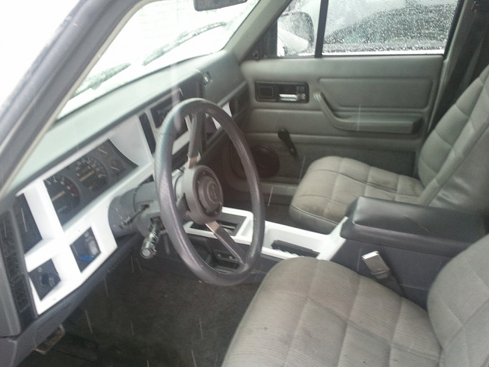 93 sport-interior.jpg