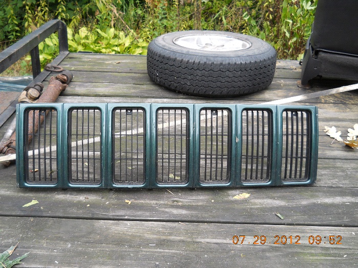 wtb 97-01 xj header panel, grille-forumrunner_20120822_084233.jpg