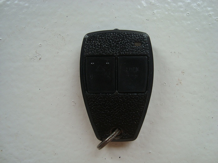keyless remote-dsc02539.jpg