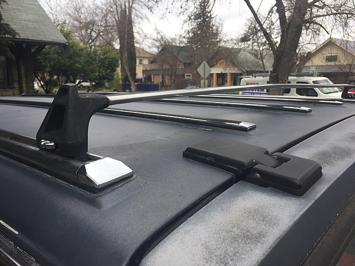 Roof cross bars-photo854.jpg