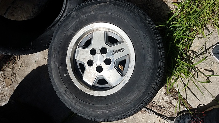 Stock 5 Spoke Aluminum Wheels-20170314_124854.jpg