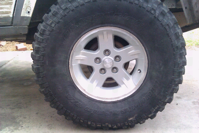 Anyone near somerset pa have 15x8 with low backspacing for sale?-forumrunner_20110507_200051.jpg
