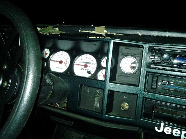 All interior!! Minus seats steering colum and headliner grey!-forumrunner_20110731_012256.jpg