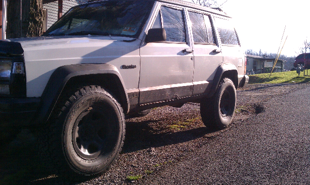 WTB 31's and black 15 inch rims-forumrunner_20111211_195801.jpg