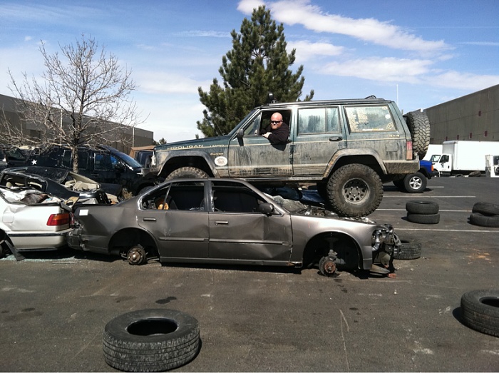 Car crawling-image-382185688.jpg
