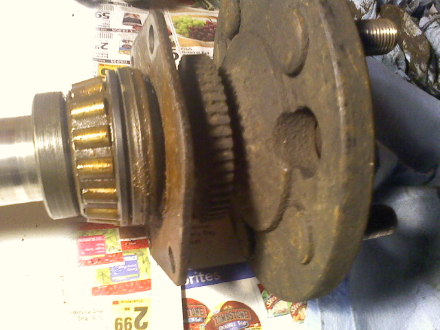 Rear wheel bearing and seals (pics)-axel.jpg