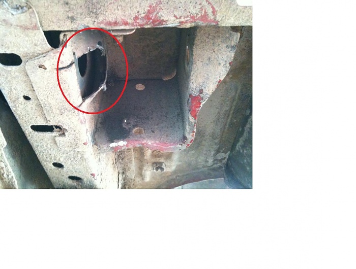 major suspension bolt problems-seewhatsmissing.jpg