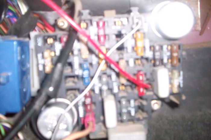 What is this big blue fuse?!?!?!?-forumrunner_20120528_024104.jpg