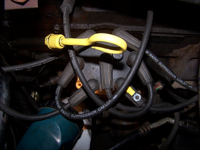 Question about Plug wire order on the distributor-jeep-1-location.jpg