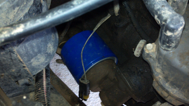 Loose plug found just hanging near oil filter on my 92 XJ 4.0L-forumrunner_20120831_171850.jpg