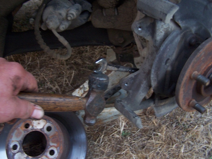 Front axle U-Joint, left with comand track. 'Disco"-101_9754.jpg