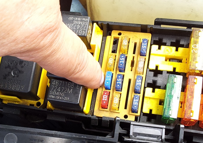 1999 cherokee fuse problem-jeepfuse2.jpg