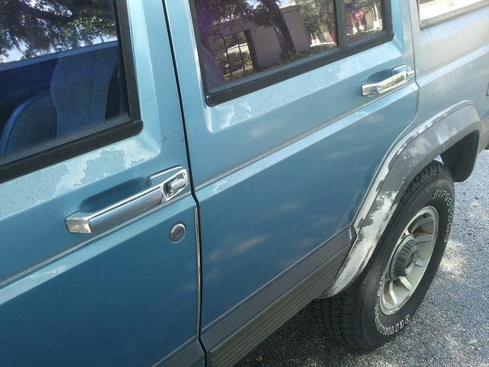 removing oxidation, rust from 89 Cherokee-056.jpg