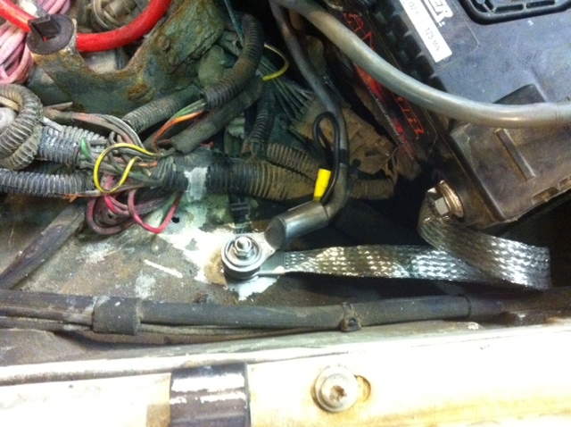 engine bucks out of nowhere-sidtermauxground.jpg