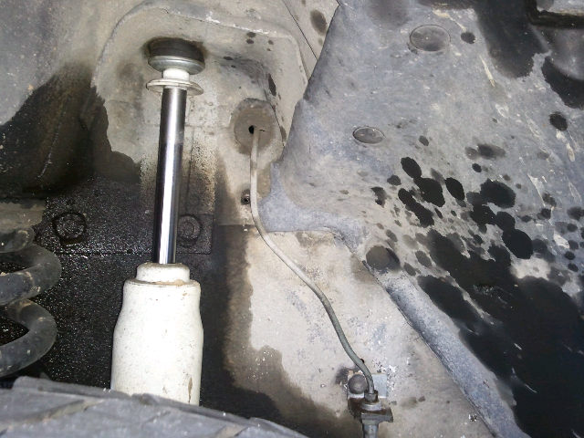 oil leak, it must be a jeep thing.-forumrunner_20121114_122454.jpg