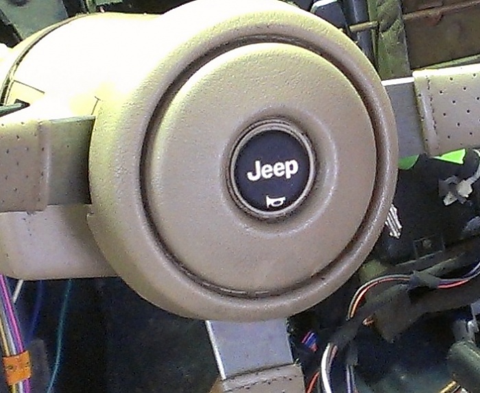94 XJ Horn Cover Removal-imag0020.jpg