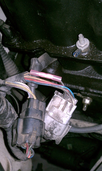 What's going in with this wiring in my engine bay?-forumrunner_20121215_160945.jpg