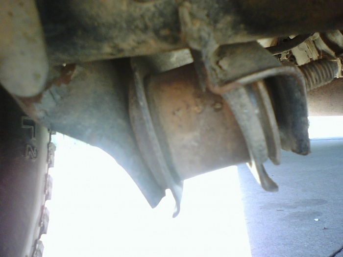 Front right Wheel Problem!! Help... Stranded.-0518080917.jpg