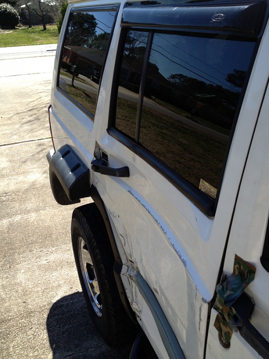 Damaged Door. need help!-image-3697183246.jpg