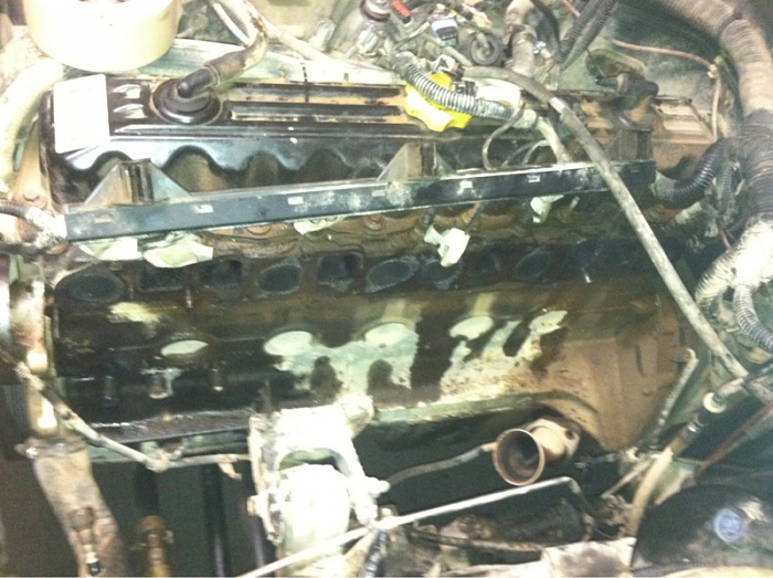 intake manifold bolt missing the head any suggestions?-image-3302247126.jpg