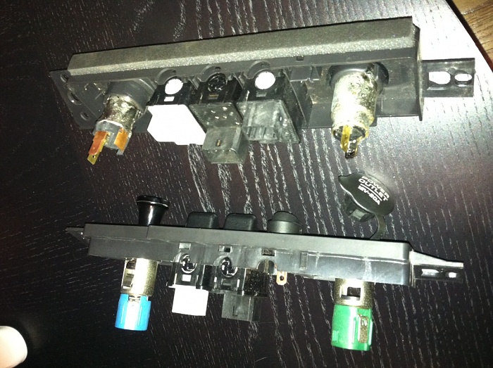 Cig lighter power outlet difference/swap?-photo-2-.jpg