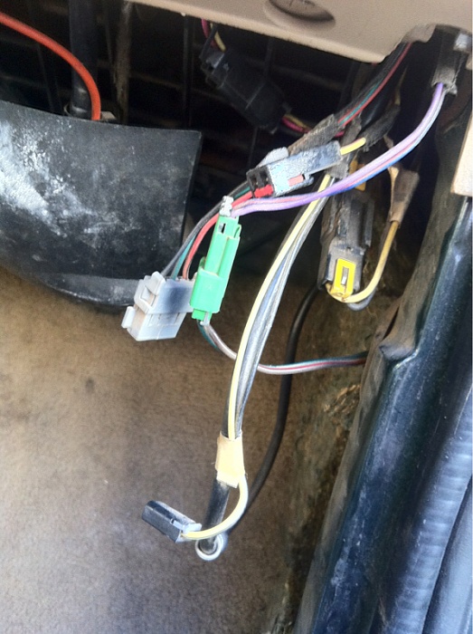 Overhead help!'-image-587791532.jpg