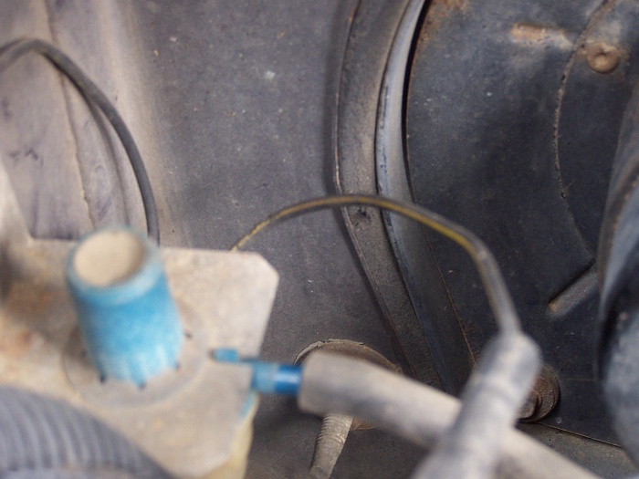 part time light intermittently flashes in 4x4?-disco-vac-switch..jpg