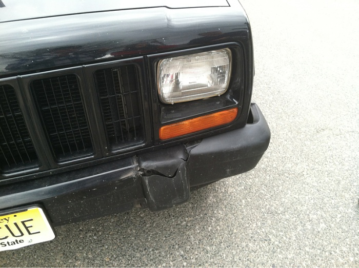 Front bumper accident-image-2613556863.jpg