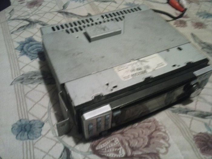 95xj stereo problem-cam00059.jpg