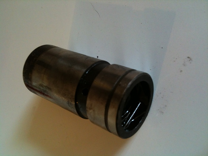 Does anybody know what this is or where it goes-image.jpg