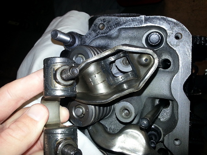 Grooves in Rockers and Fulcrums-forumrunner_20130514_085846.jpg