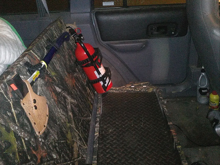 Pics of Rear Seat With Seat Cover Removed?  Mounting to Back of Rear Seat?-forumrunner_20130602_134037.jpg
