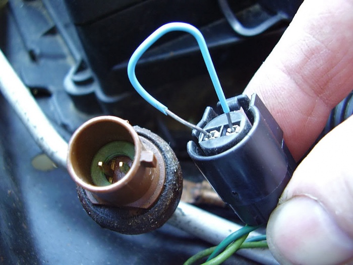 1758th overheating thread no a/c or aux fan anymore?-acpressureswitchjumped.jpg