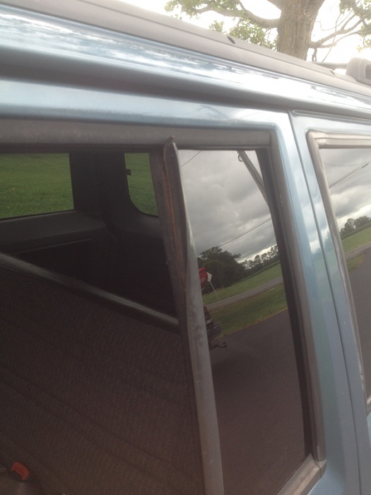 Rear driver side window issue?-image-1417024788.jpg