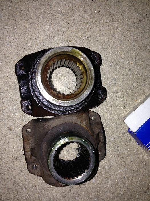 pinion seal constantly blowing after d30 locker install-image-2139784287.jpg