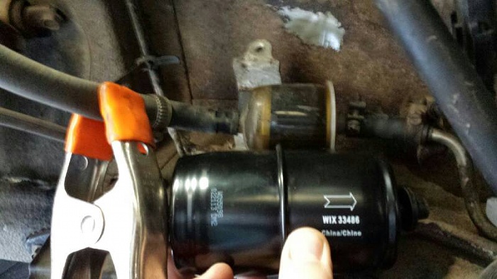 Fuel Pouring out like Niagara Falls!-uploadfromtaptalk1383414555861.jpg