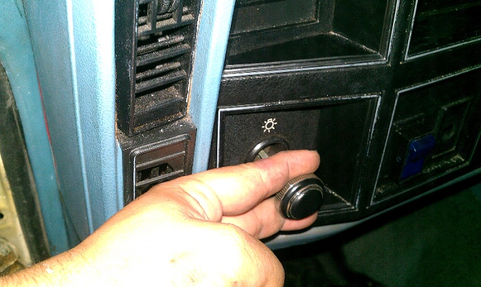 electrical problem or relay-forumrunner_20131205_185645.jpg