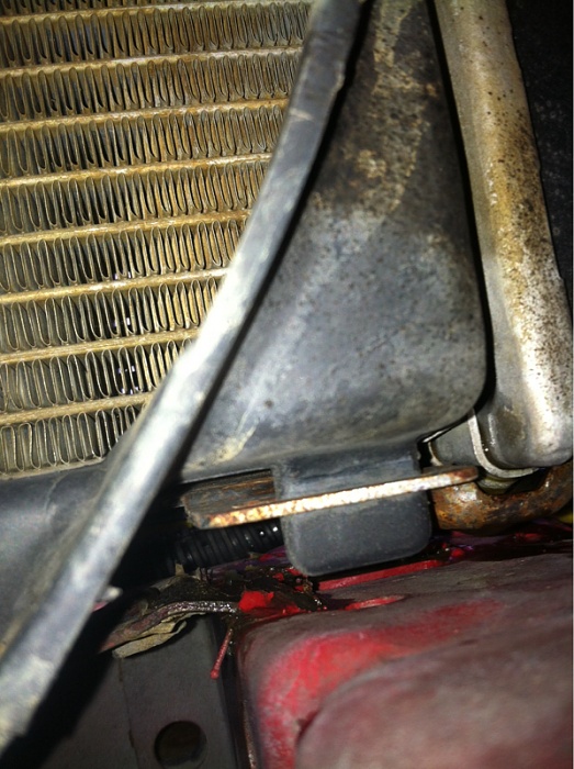 Slow coolant leak near radiator with pics-image-3091165460.jpg