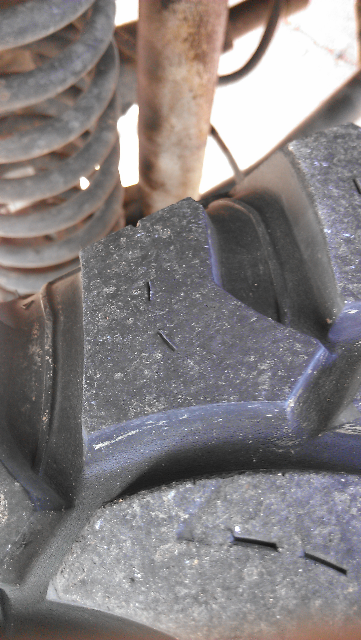 Tire wear-forumrunner_20140118_125621.jpg