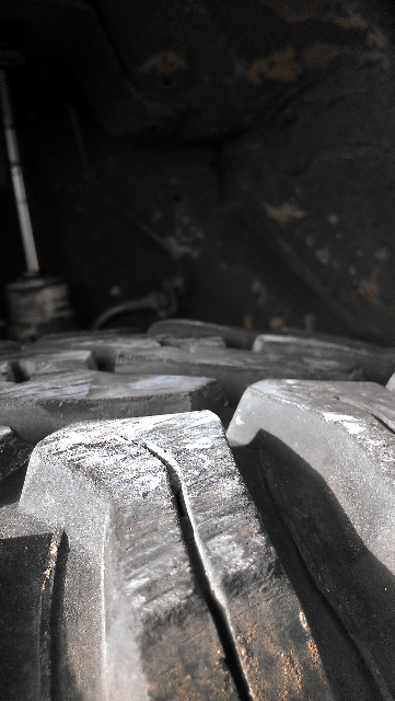 Tire wear-forumrunner_20140118_125723.jpg